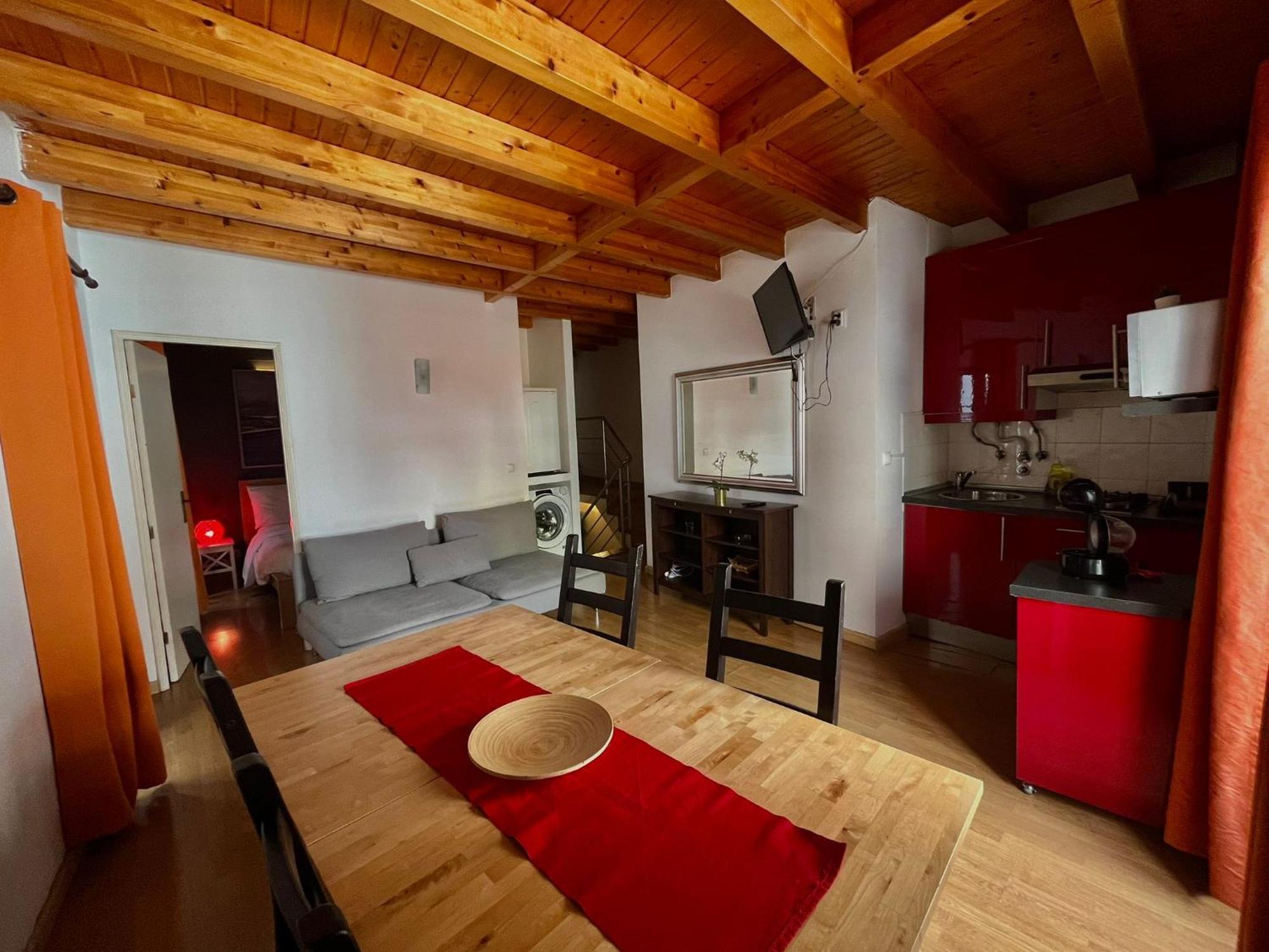 2 Bedroom, 2 Bathroom Apartment - Travessa Da Madalena Lisboa Exterior foto